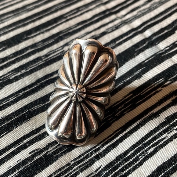 DISCONTINUED GOLDIE LEW “JILLY RING” - Picture 2 of 3